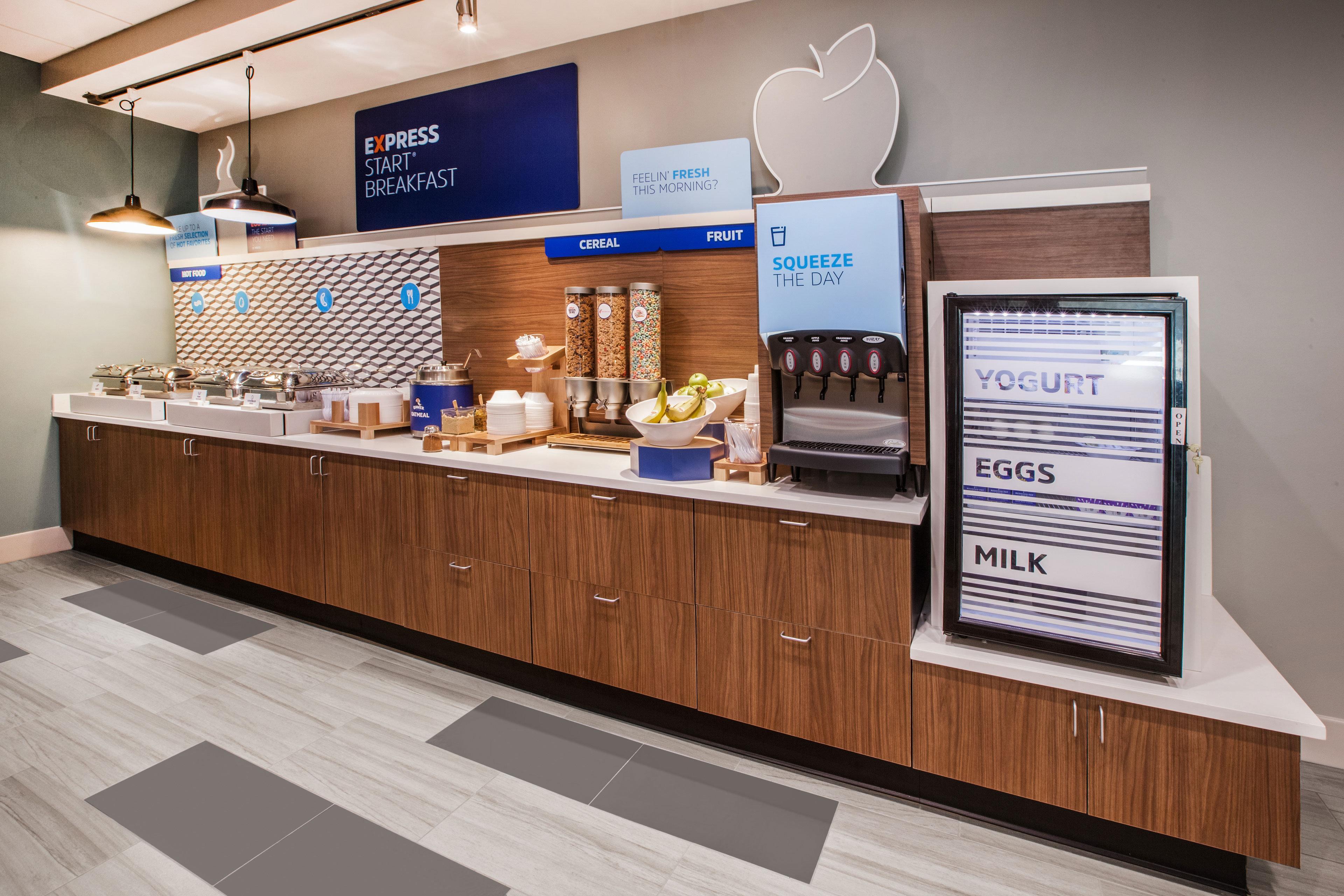 Holiday Inn Express Hotel And Suites Pearsall By Ihg Buitenkant foto